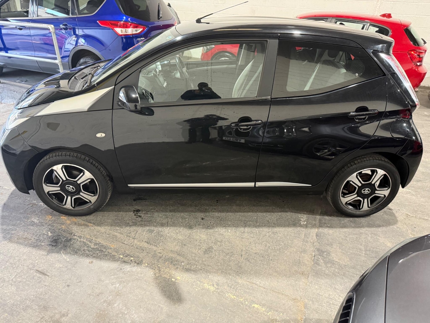 Used Toyota AYGO 2014 for sale - 76850490: Photo 12