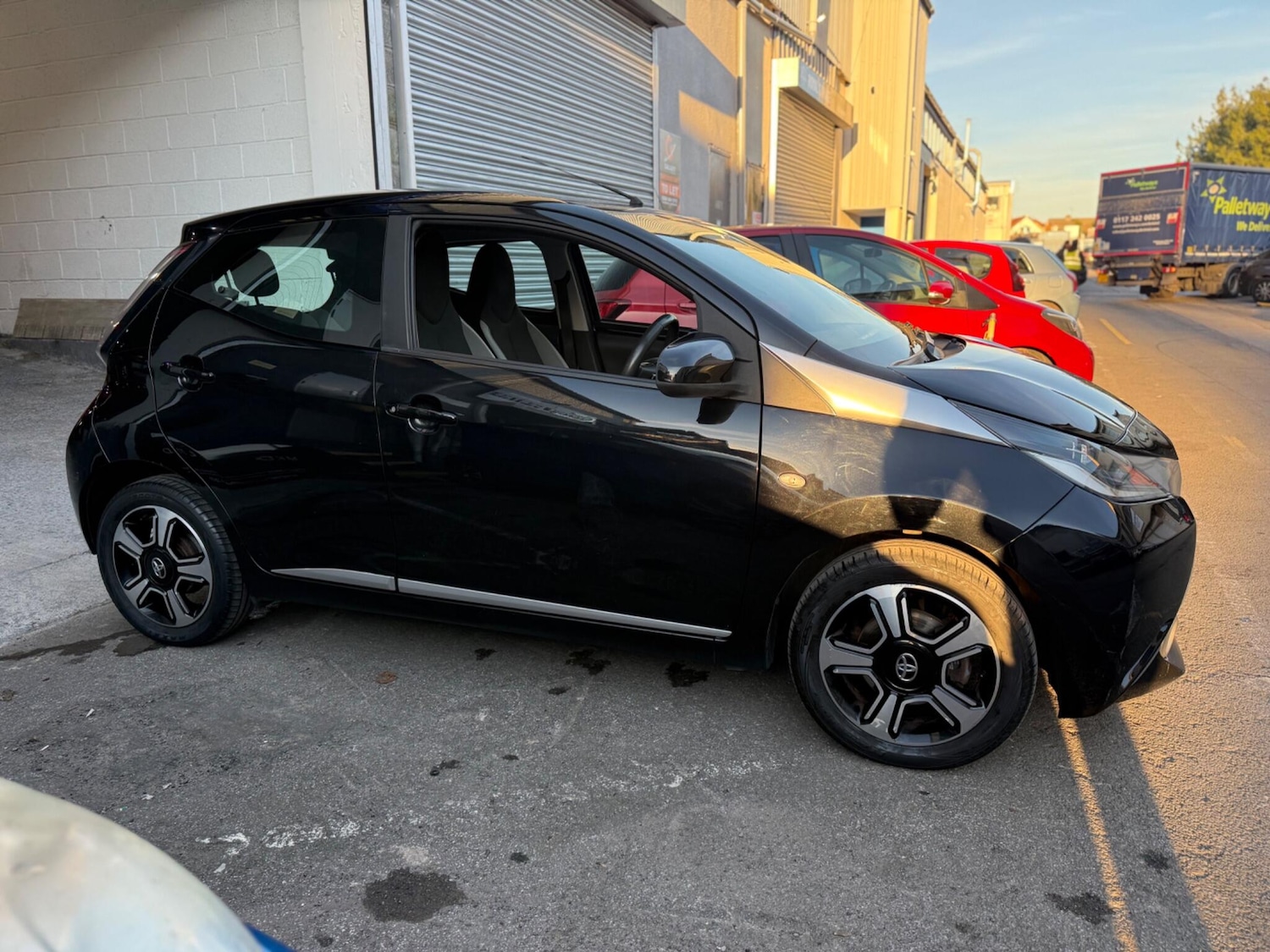 Used Toyota AYGO 2014 for sale - 76850490: Photo 16