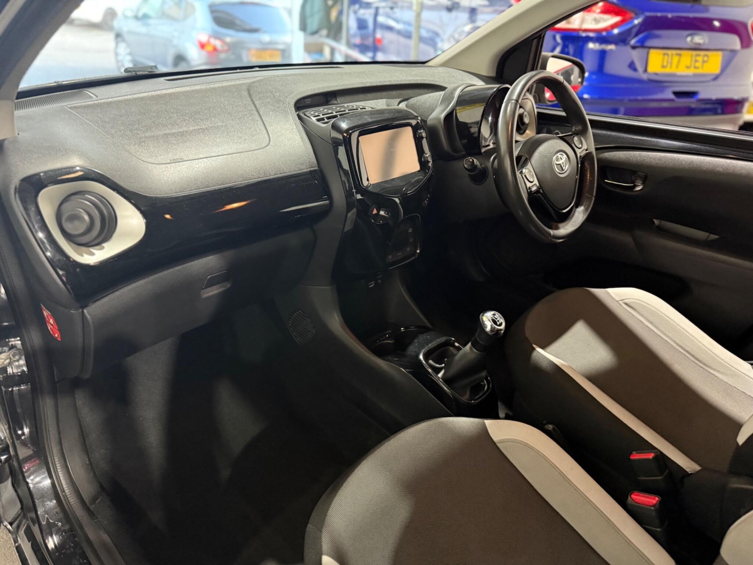 Used Toyota AYGO 2014 for sale - 76850490: Photo 22