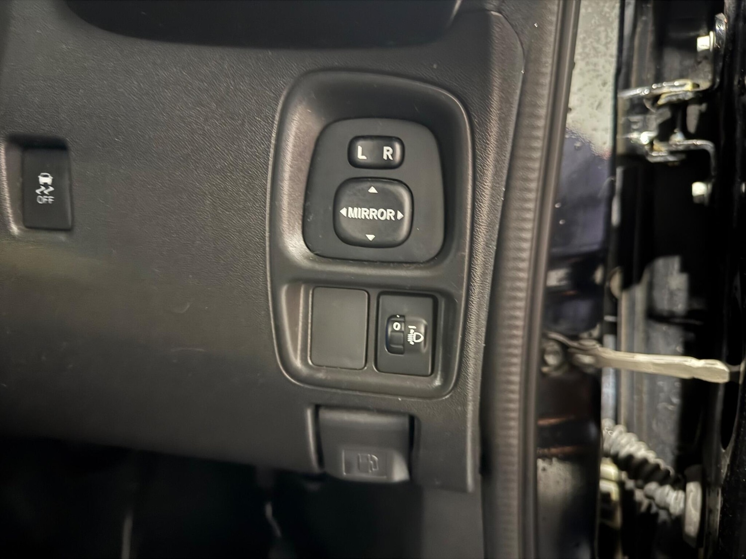 Used Toyota AYGO 2014 for sale - 76850490: Photo 27