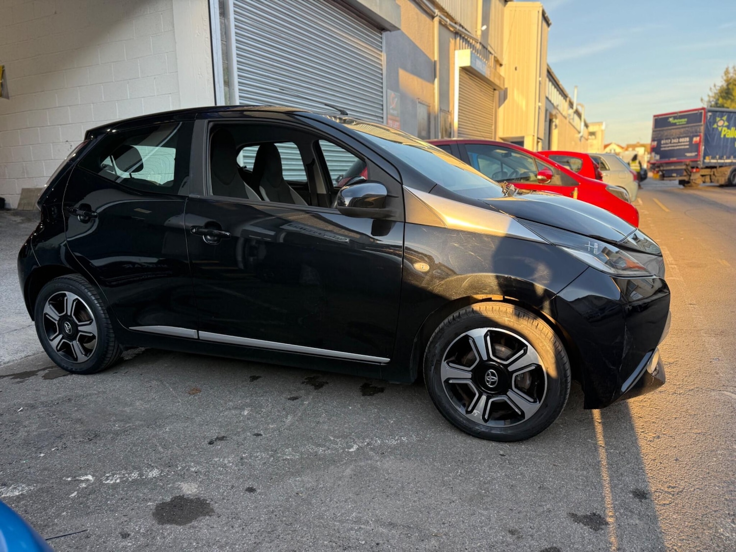 Used Toyota AYGO 2014 for sale - 76850490: Photo 39