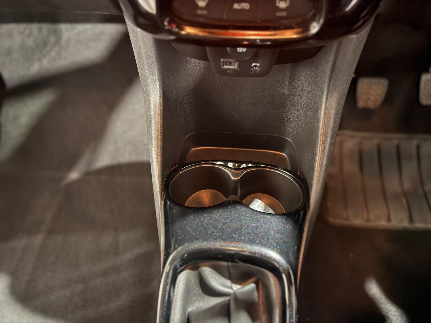 Used Toyota AYGO 2014 for sale - 76850490: Photo 43