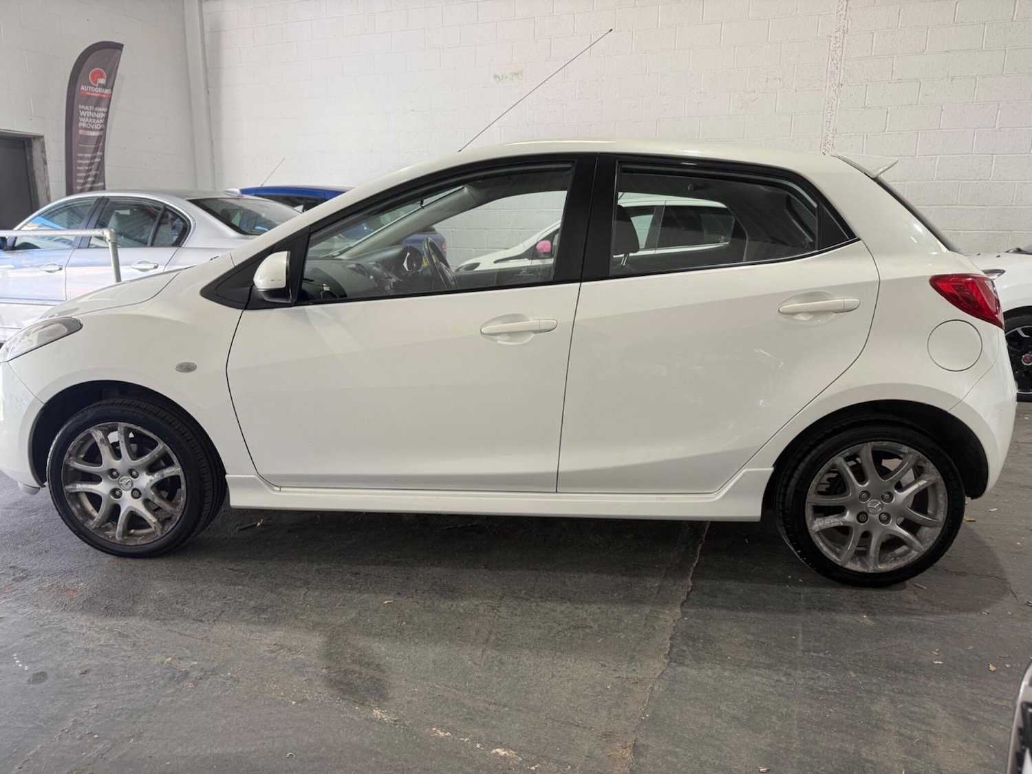 Used Mazda Mazda2 2012 for sale - 76189913: Photo 14