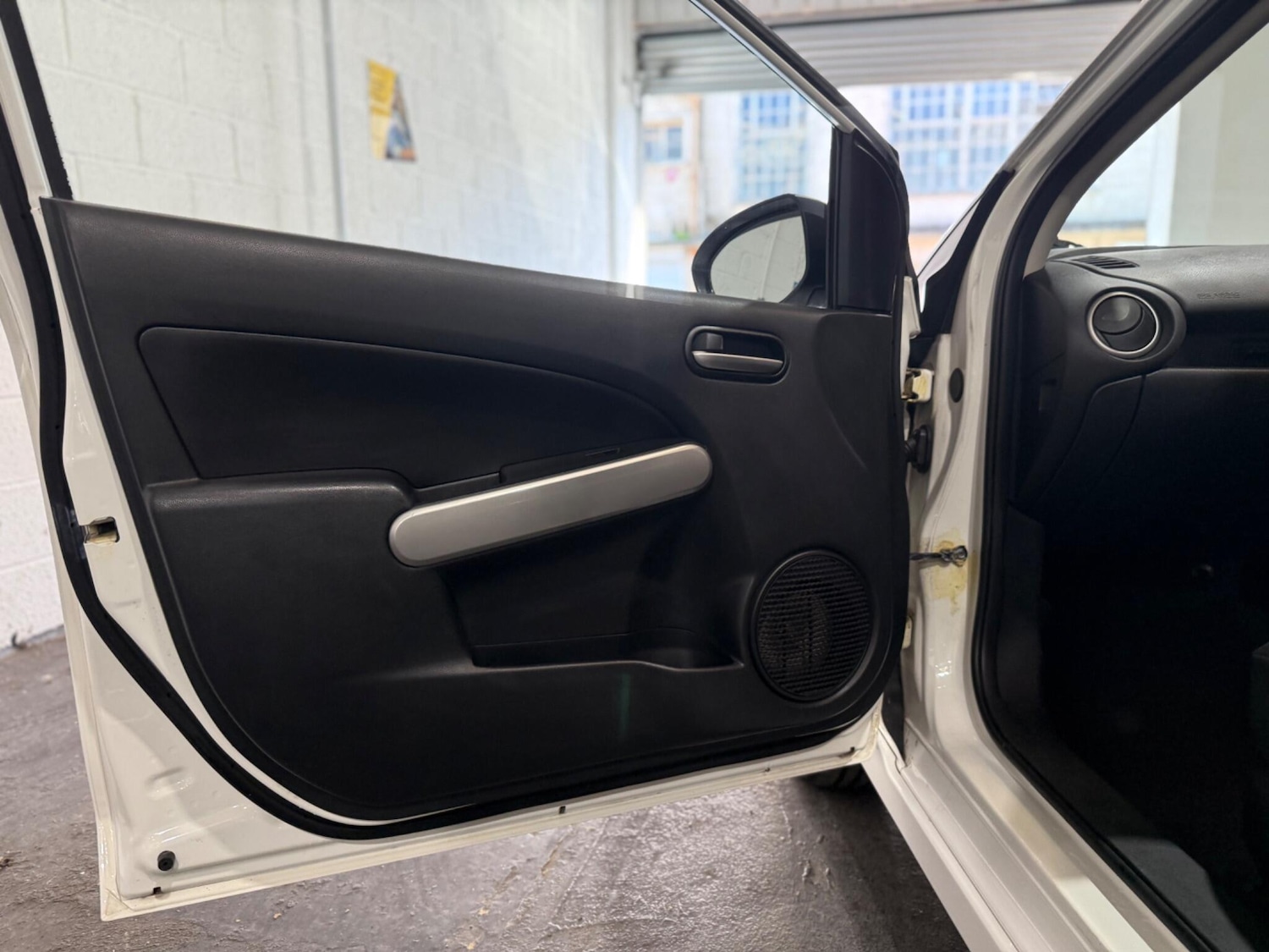 Used Mazda Mazda2 2012 for sale - 76189913: Photo 18