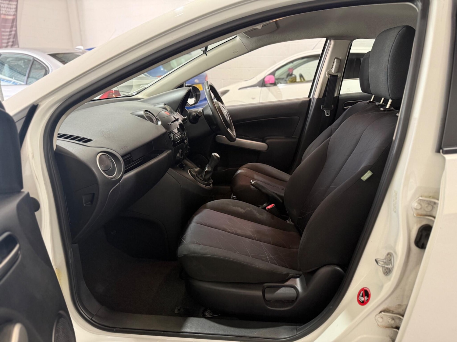 Used Mazda Mazda2 2012 for sale - 76189913: Photo 19