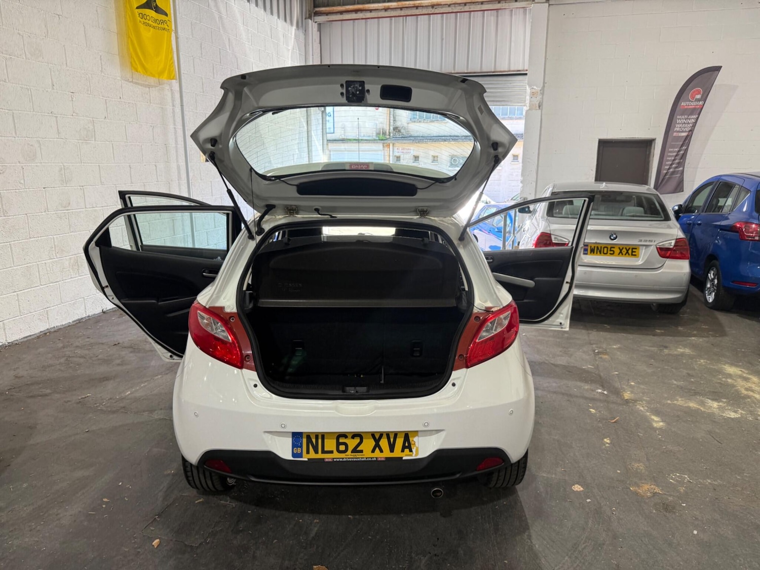 Used Mazda Mazda2 2012 for sale - 76189913: Photo 24