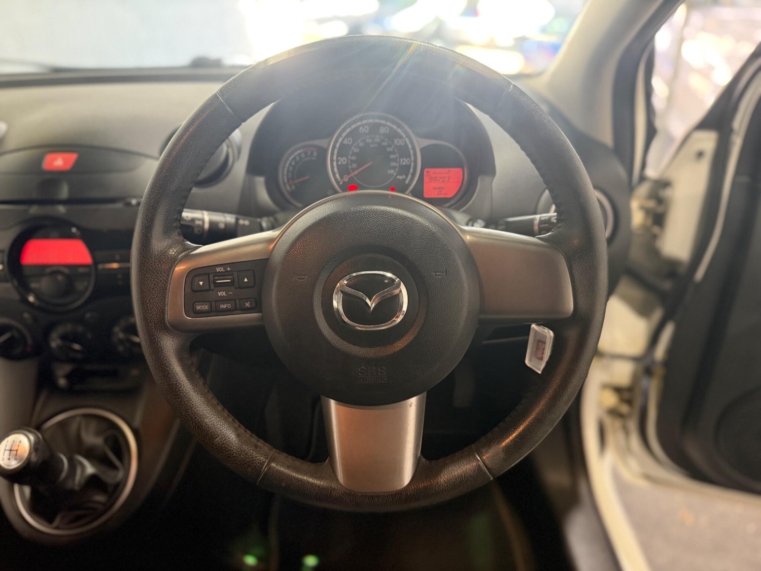 Used Mazda Mazda2 2012 for sale - 76189913: Photo 35