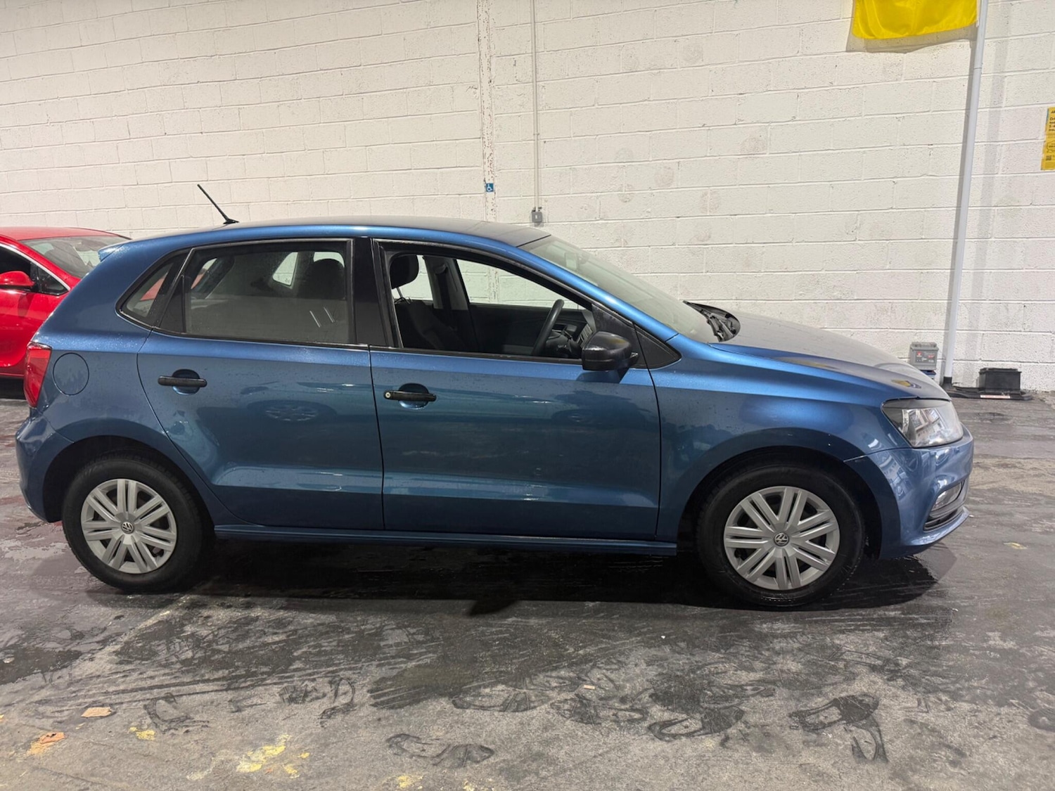 Used Volkswagen Polo 2016 for sale - 77216215: Photo 17