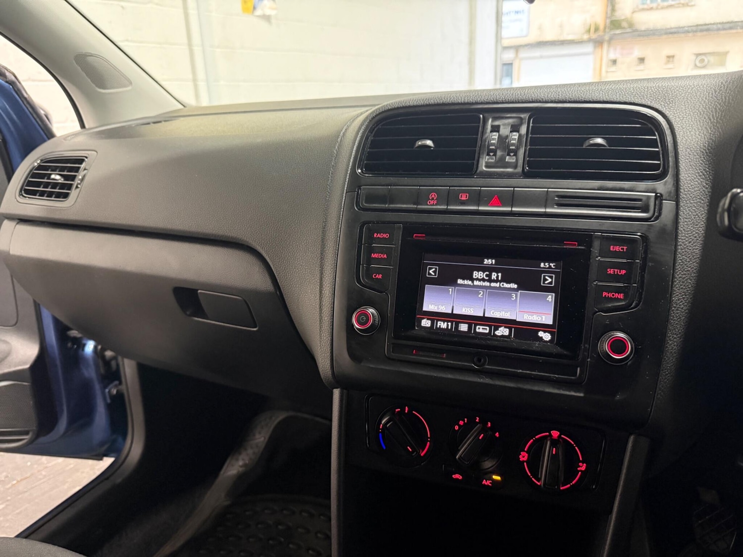 Used Volkswagen Polo 2016 for sale - 77216215: Photo 30