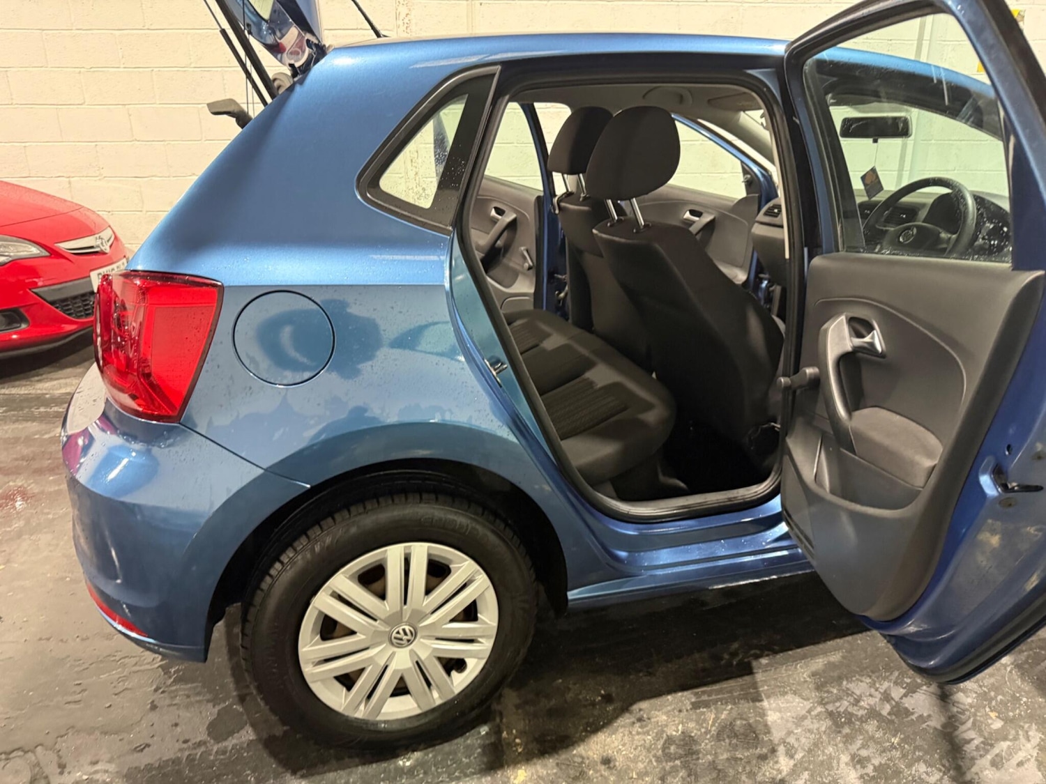 Used Volkswagen Polo 2016 for sale - 77216215: Photo 42