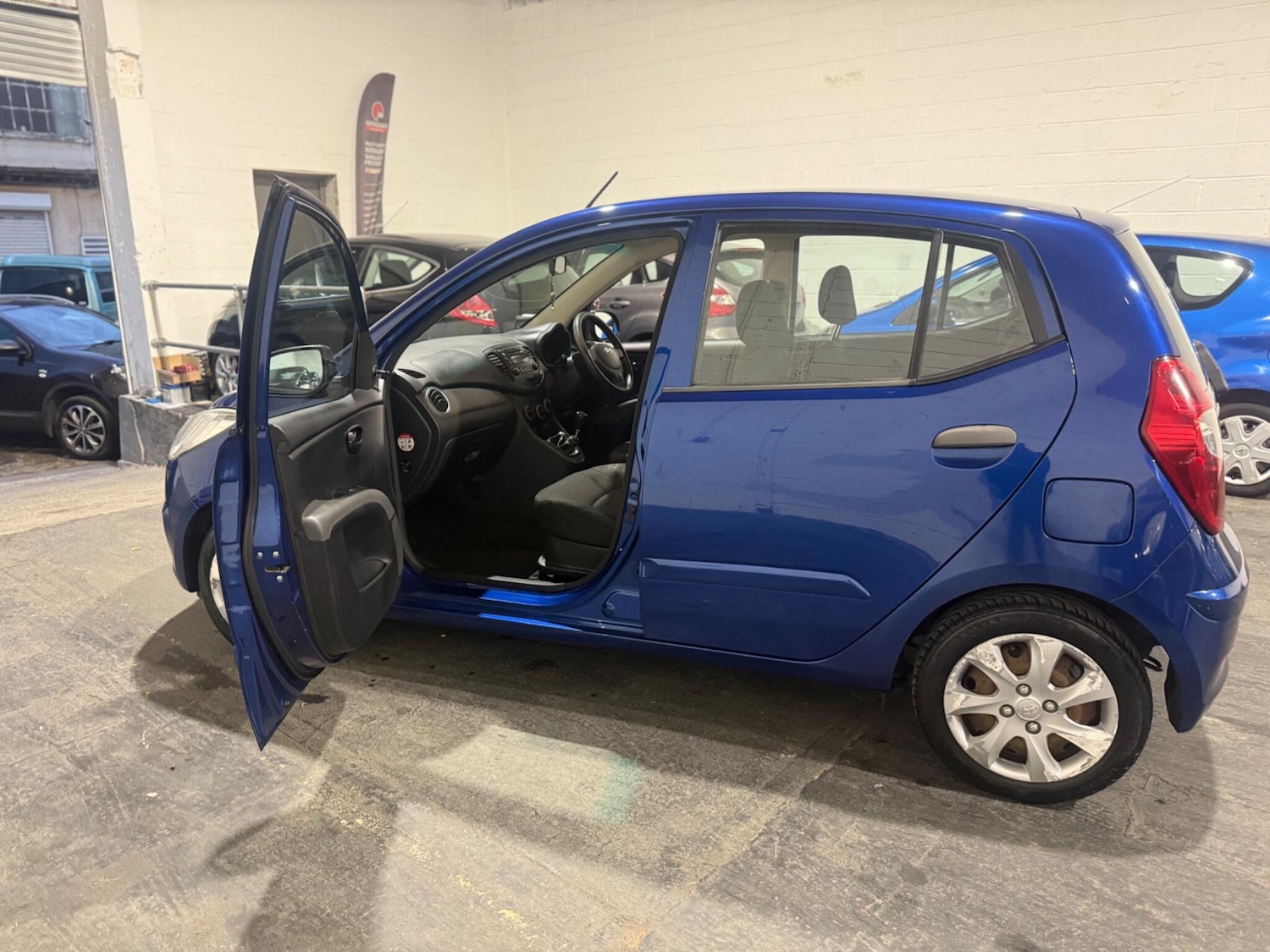 Used Hyundai i10 2013 for sale - 76849896: Photo 10