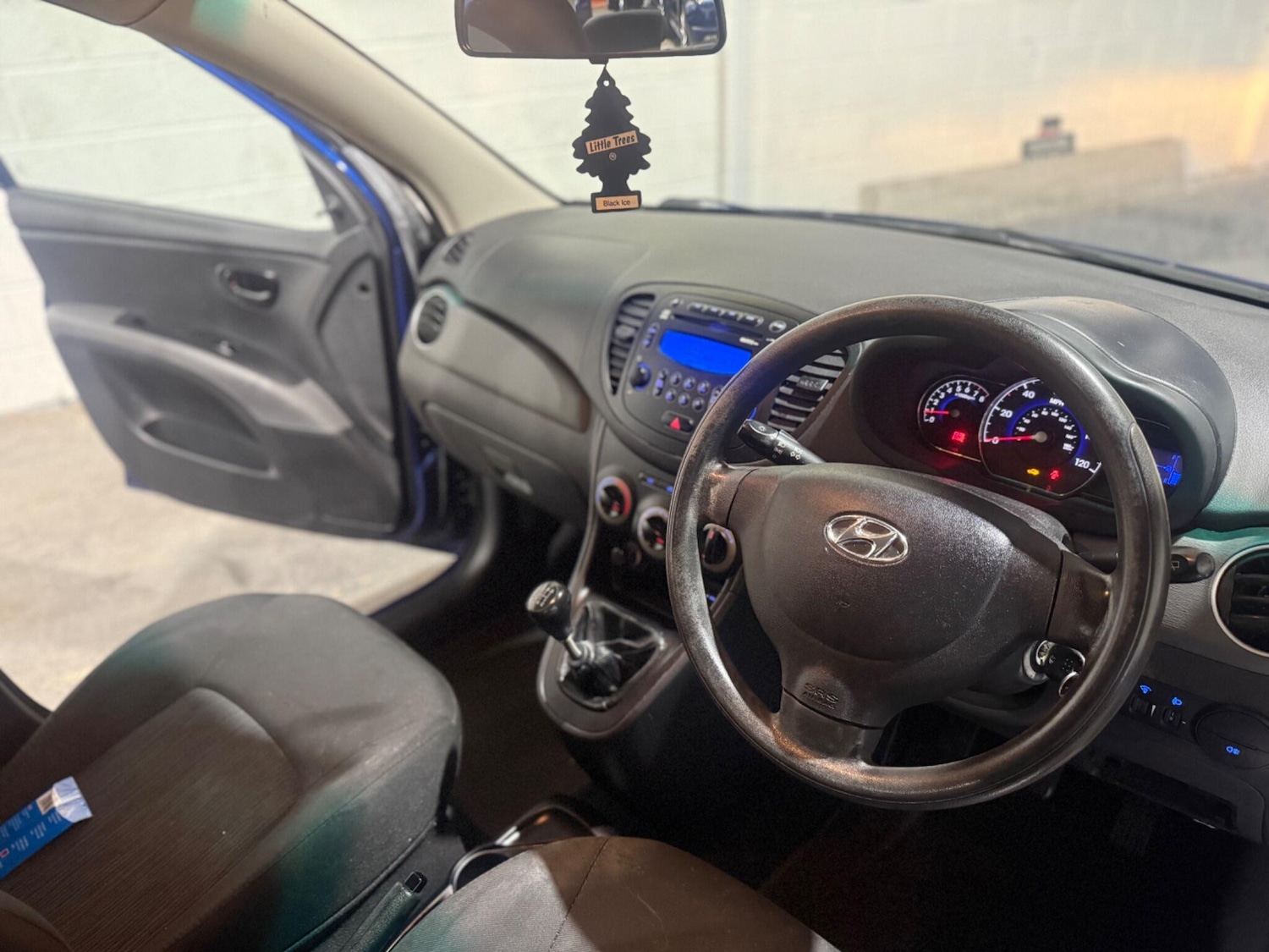 Used Hyundai i10 2013 for sale - 76849896: Photo 21