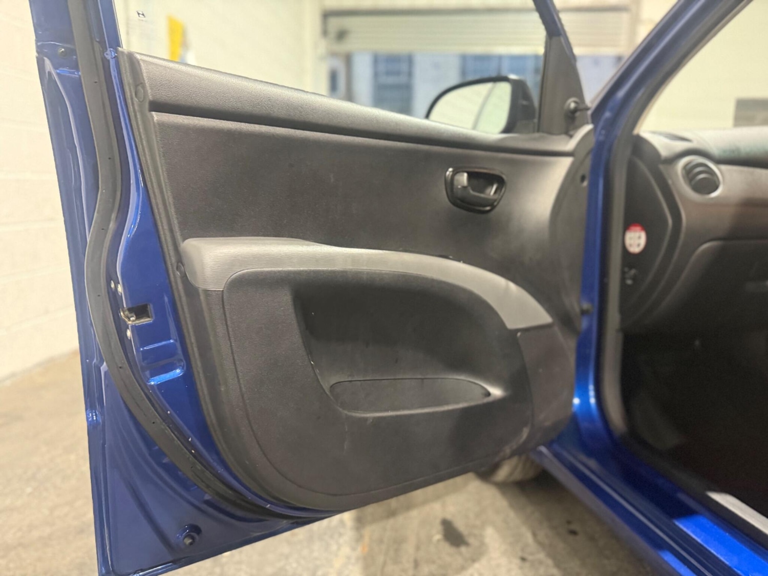 Used Hyundai i10 2013 for sale - 76849896: Photo 26