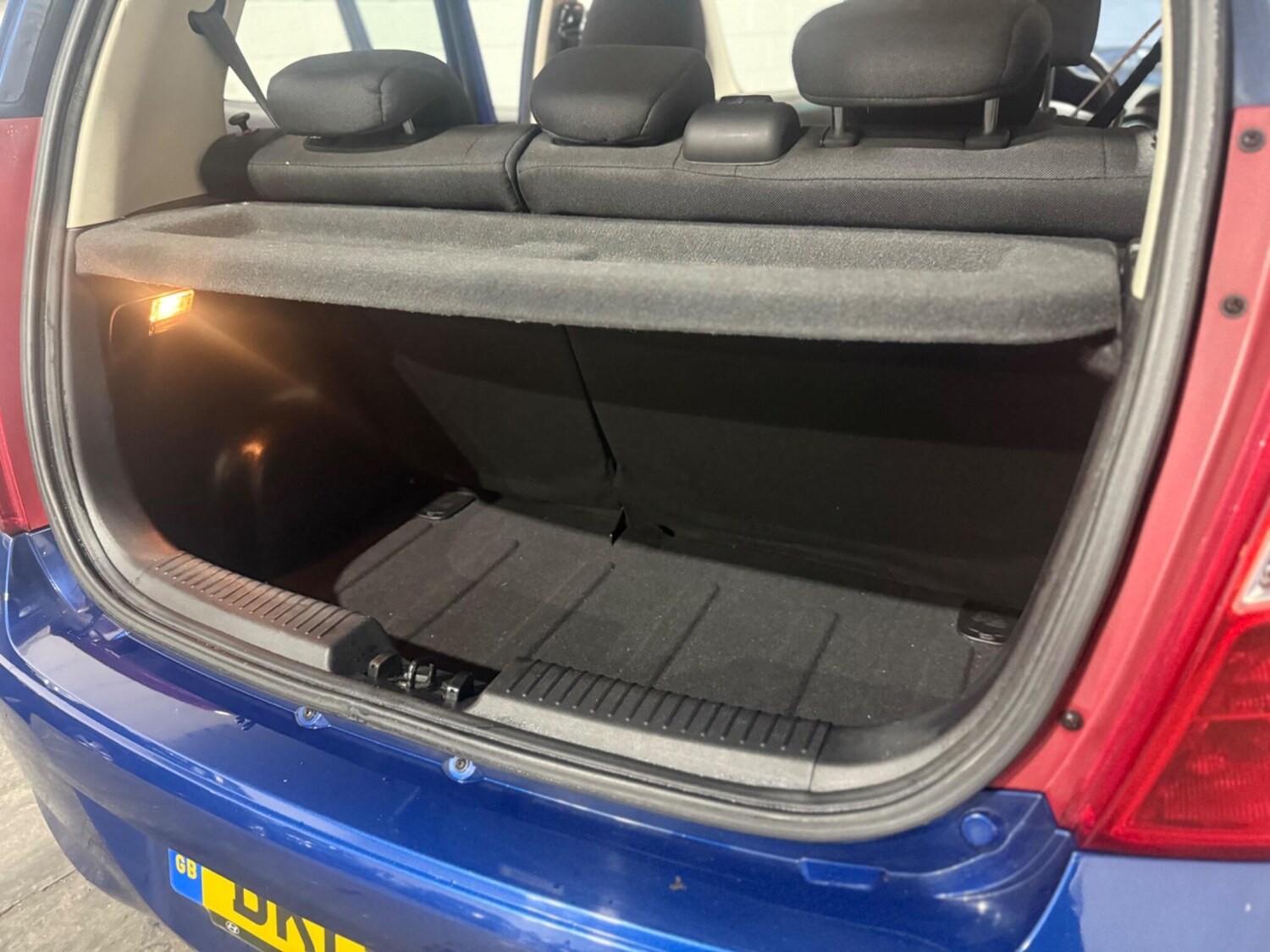 Used Hyundai i10 2013 for sale - 76849896: Photo 33