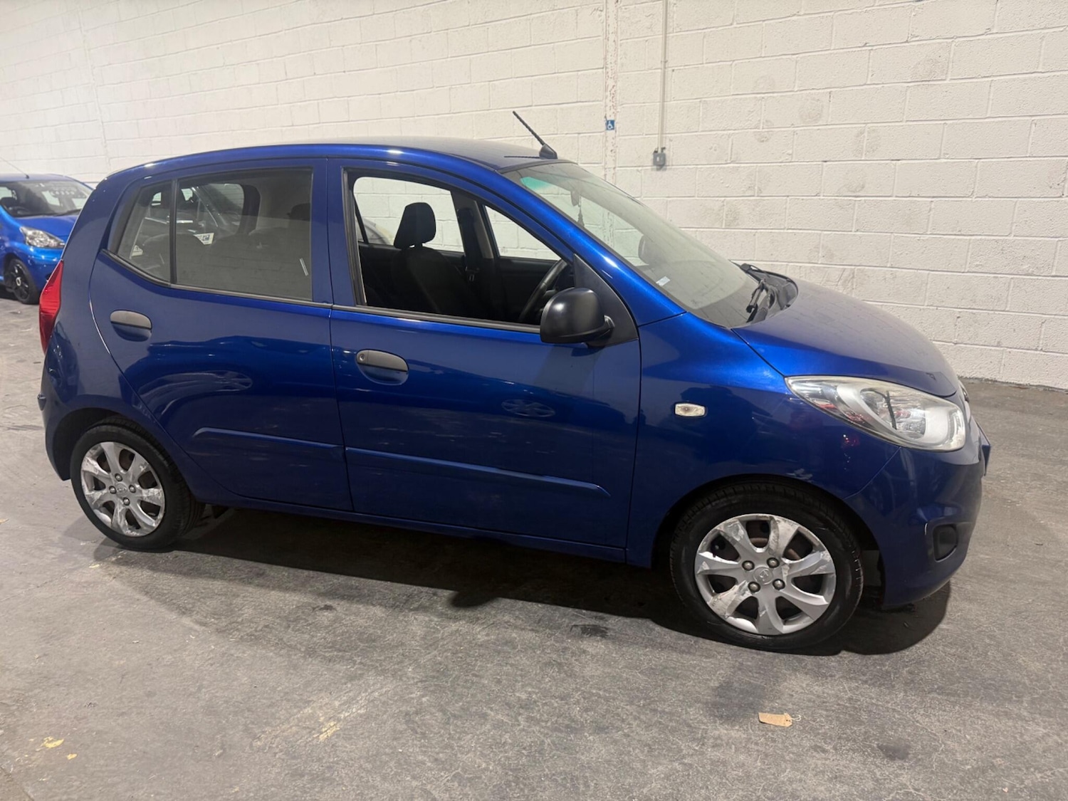 Used Hyundai i10 2013 for sale - 76849896: Photo 36