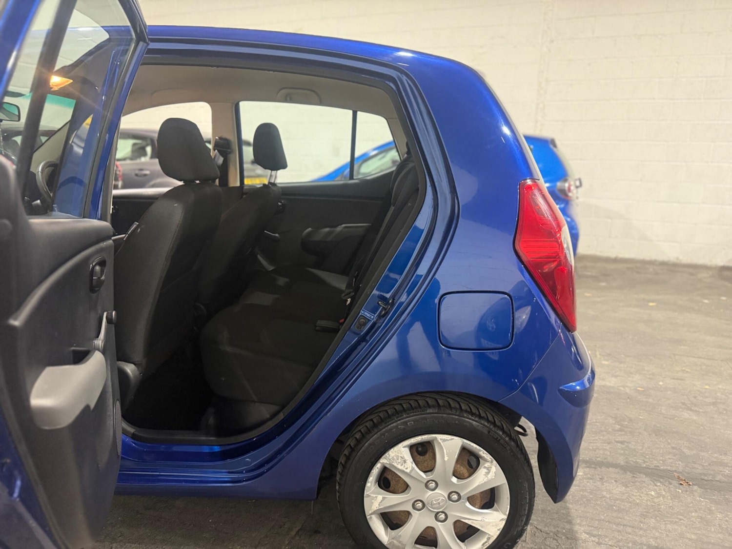 Used Hyundai i10 2013 for sale - 76849896: Photo 38