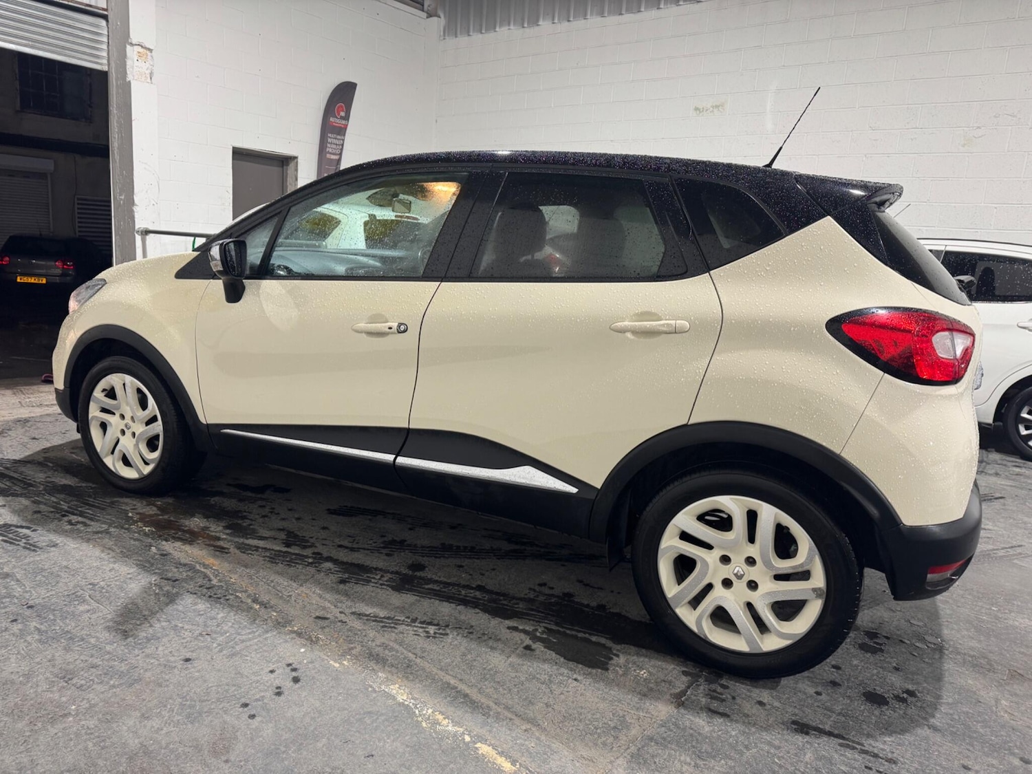 Used Renault Captur 2014 for sale - 77550130: Photo 13