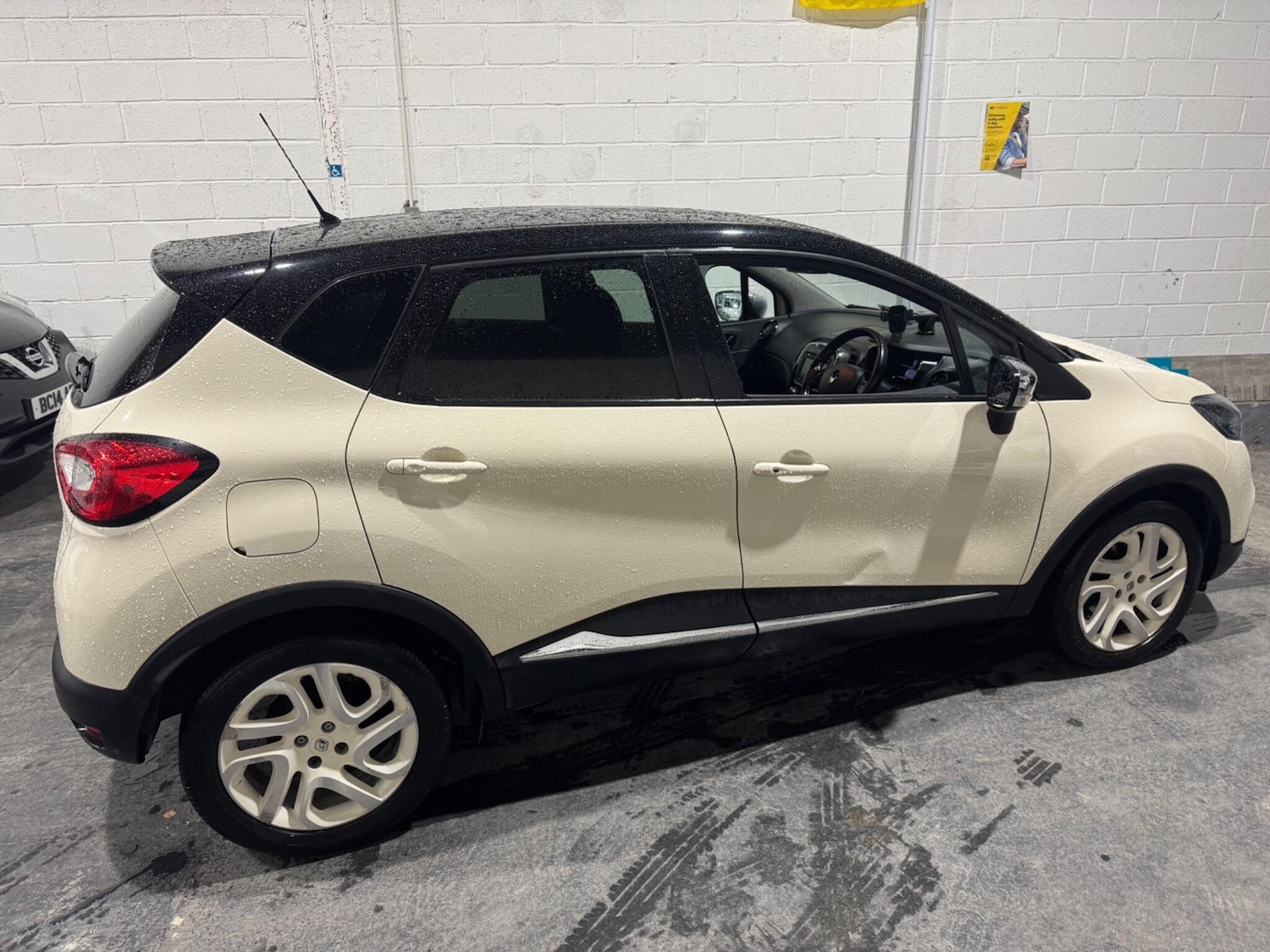 Used Renault Captur 2014 for sale - 77550130: Photo 21