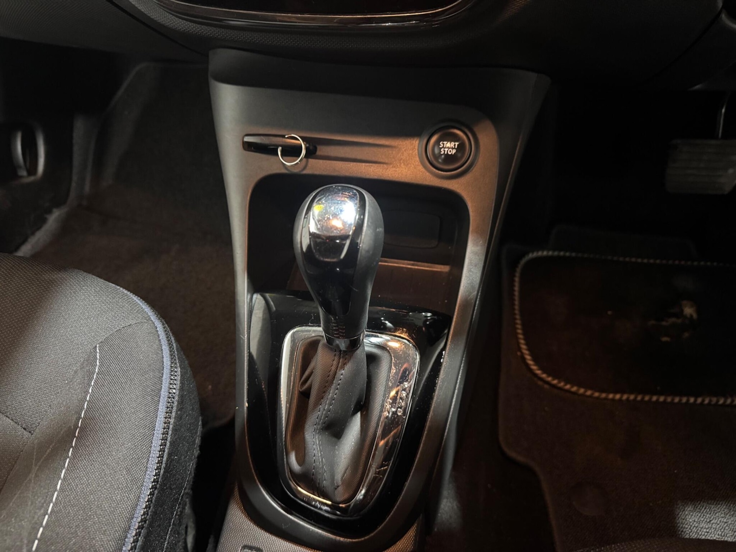 Used Renault Captur 2014 for sale - 77550130: Photo 29