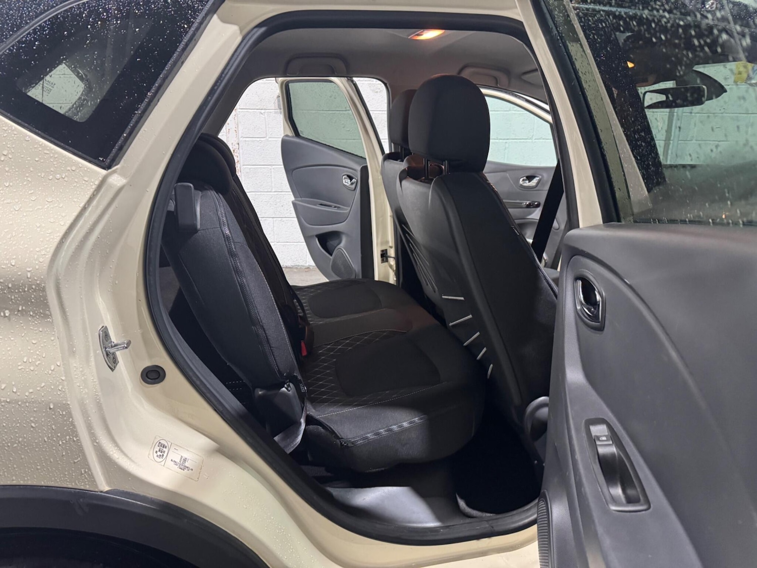 Used Renault Captur 2014 for sale - 77550130: Photo 33