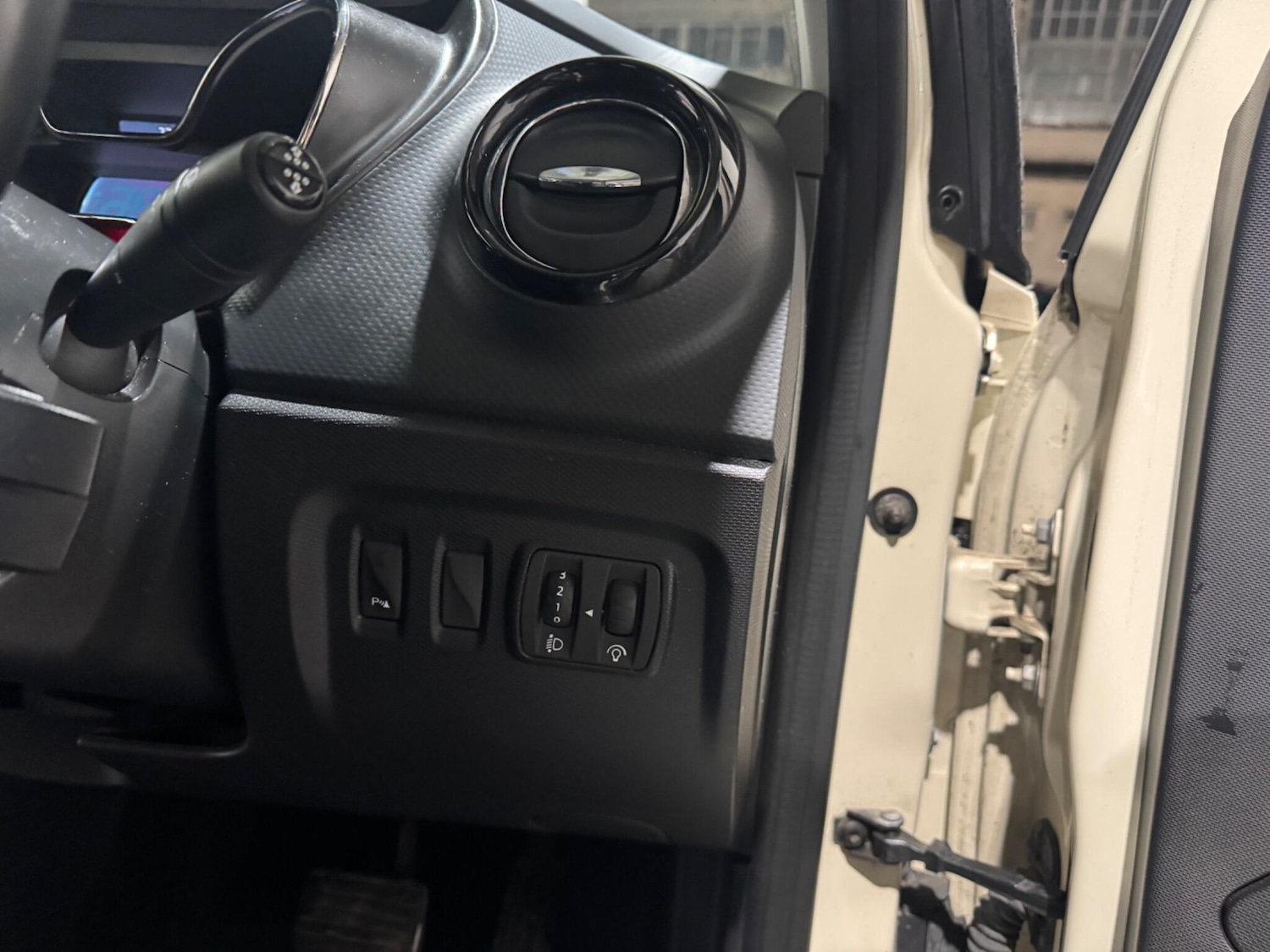 Used Renault Captur 2014 for sale - 77550130: Photo 56