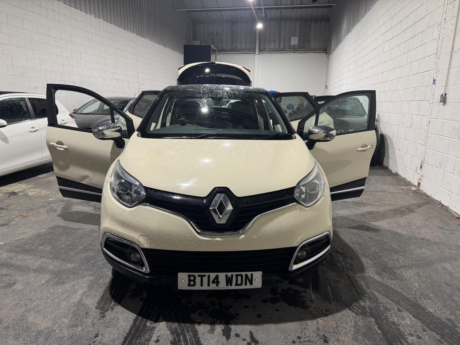 Used Renault Captur 2014 for sale - 77550130: Photo 9