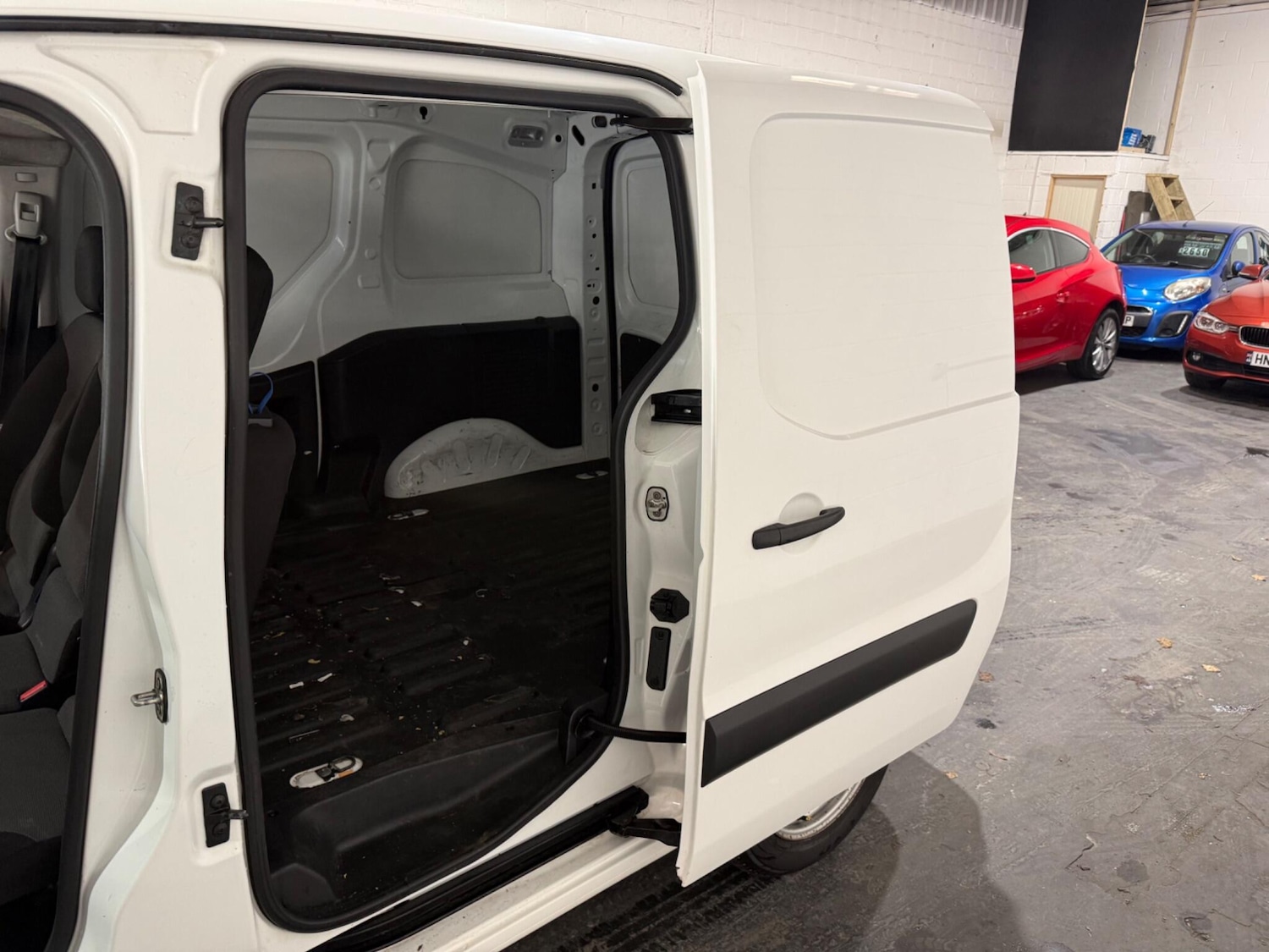 Used Citroen Berlingo 2018 for sale - 77203582: Photo 31