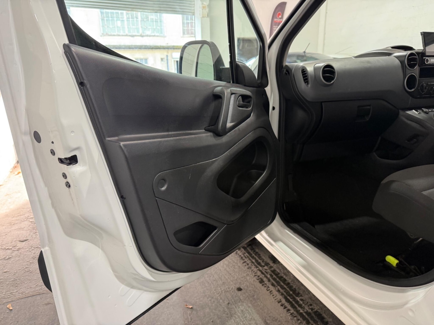Used Citroen Berlingo 2018 for sale - 77203582: Photo 36