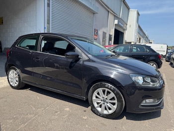 Used Volkswagen Polo 2014 for sale - 79553156: Photo