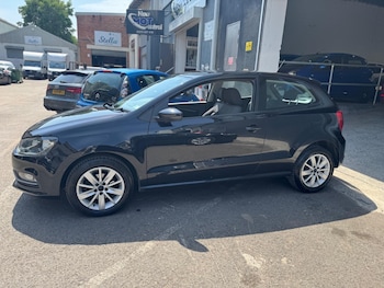 Used Volkswagen Polo 2014 for sale - 79553156: Photo