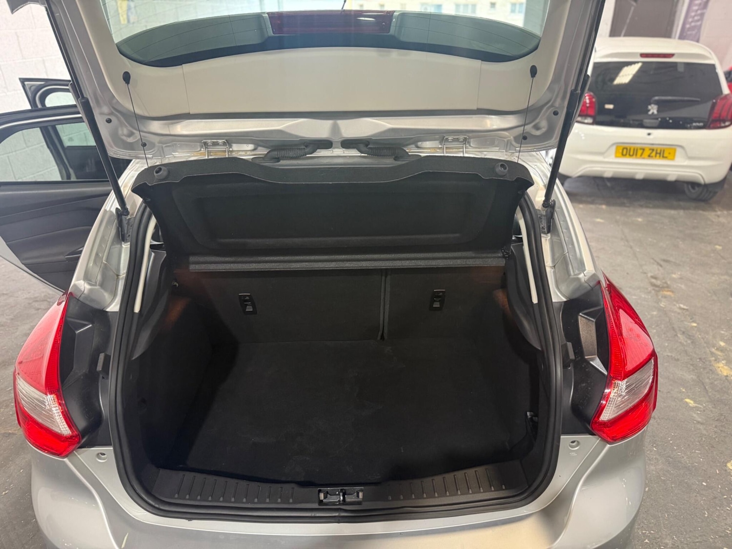 Vehicle 29