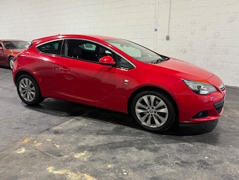 (16) - 2.0 CDTi SRi Auto Euro 5 3dr