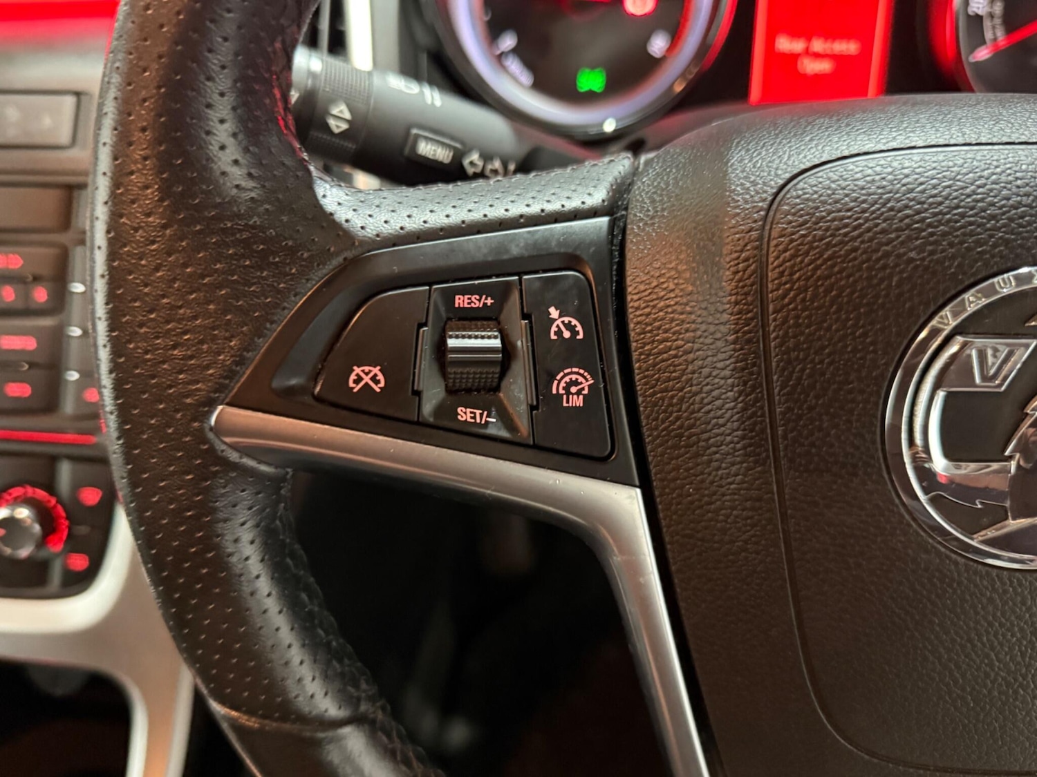 Used Vauxhall Astra GTC 2016 for sale - 77174572: Photo 24