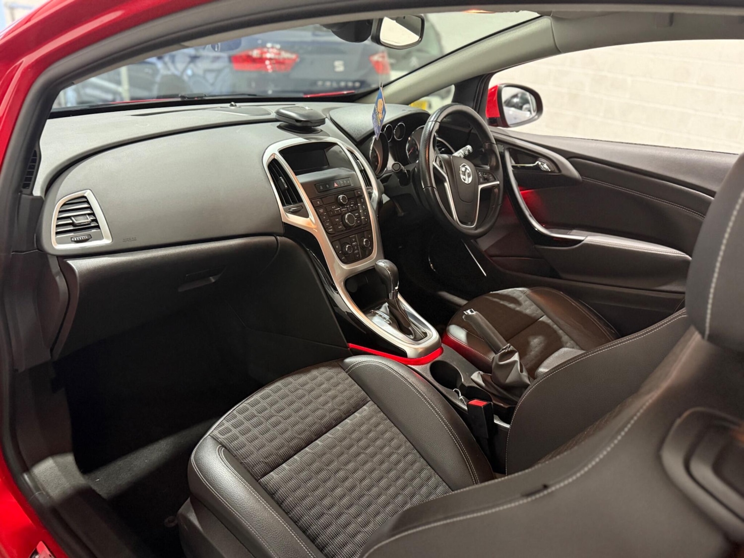 Used Vauxhall Astra GTC 2016 for sale - 77174572: Photo 37