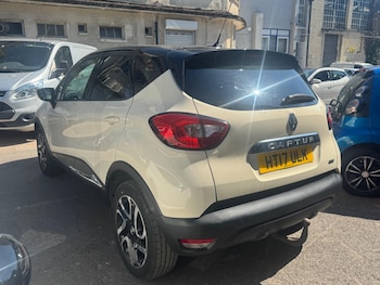 Used Renault Captur 2017 for sale - 79169315: Photo