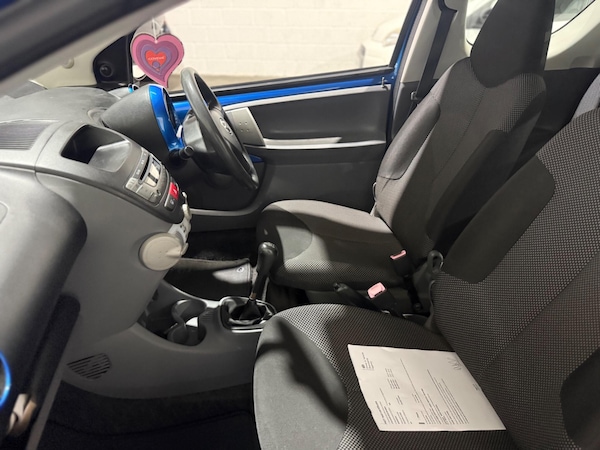 Used Toyota AYGO 2009 for sale - 76294909: Photo 21