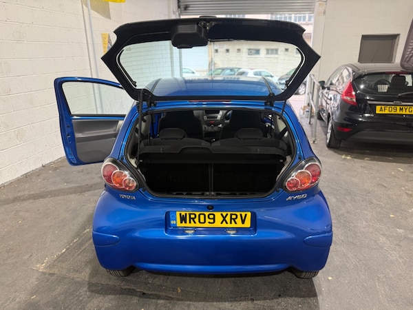 Used Toyota AYGO 2009 for sale - 76294909: Photo 23