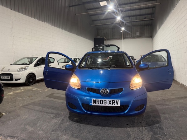 Used Toyota AYGO 2009 for sale - 76294909: Photo 35