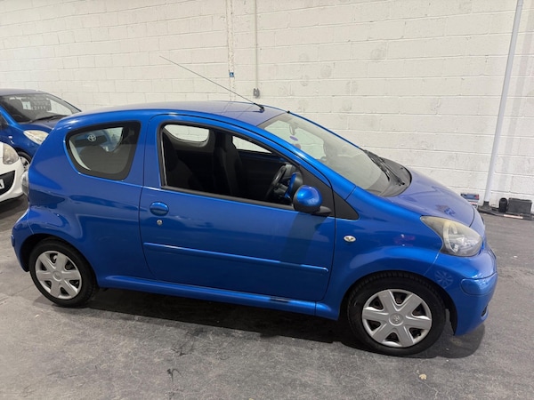 Used Toyota AYGO 2009 for sale - 76294909: Photo 3