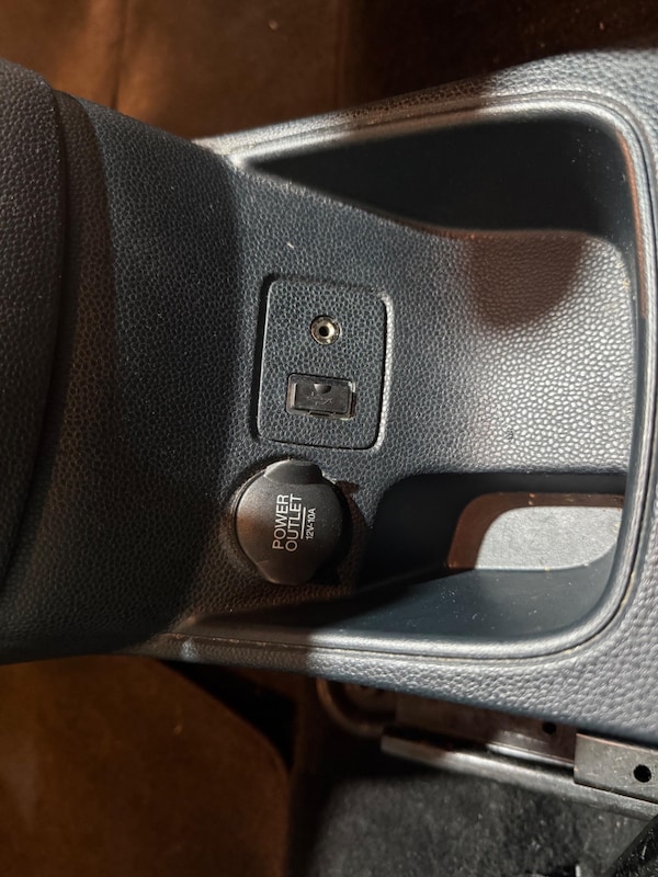 Used Ford Fiesta 2009 for sale - 76240139: Photo 24