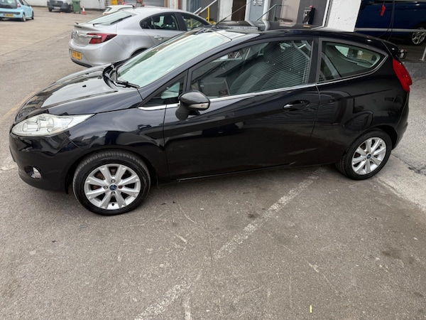 Used Ford Fiesta 2009 for sale - 76240139: Photo 8