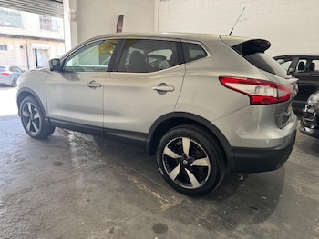 Used Nissan Qashqai 2015 for sale - 79484754: Photo