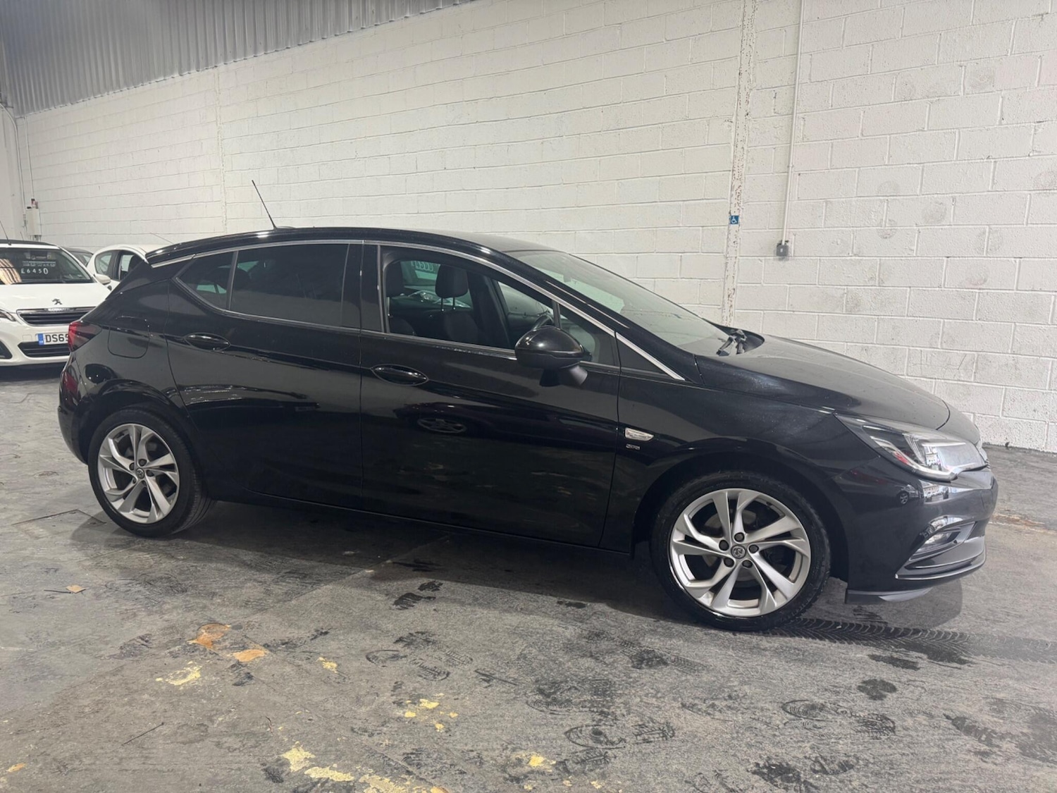 Used Vauxhall Astra 2017 for sale - 77633487: Photo 15
