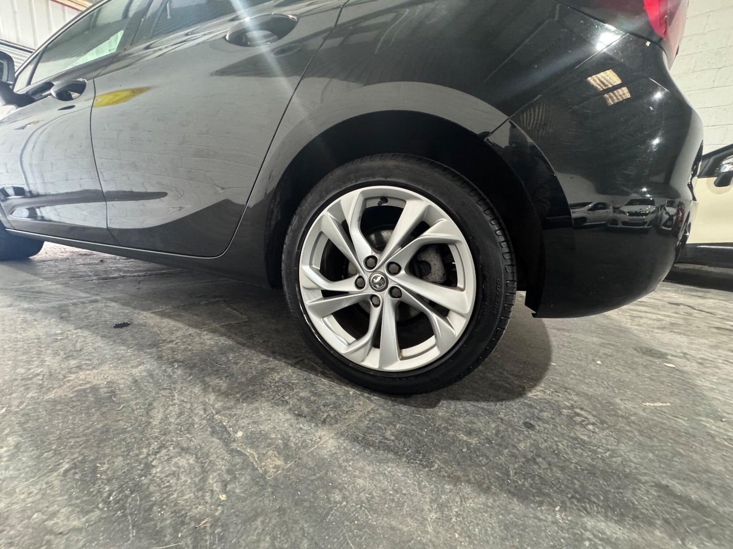 Used Vauxhall Astra 2017 for sale - 77633487: Photo 38