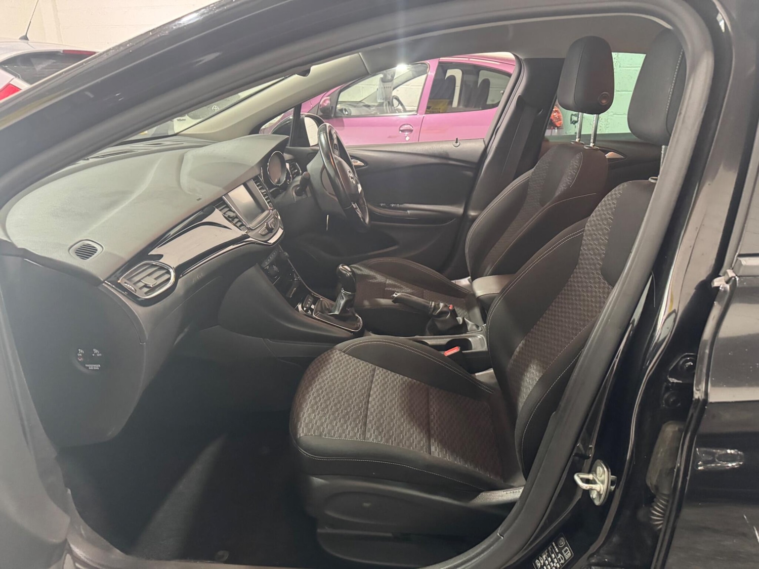 Used Vauxhall Astra 2017 for sale - 77633487: Photo 50