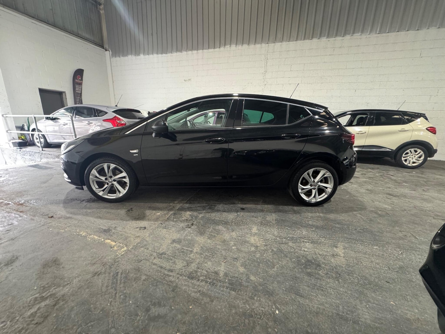 Used Vauxhall Astra 2017 for sale - 77633487: Photo 8
