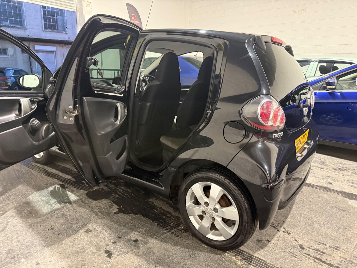 Used Toyota AYGO 2014 for sale - 77351701: Photo 9