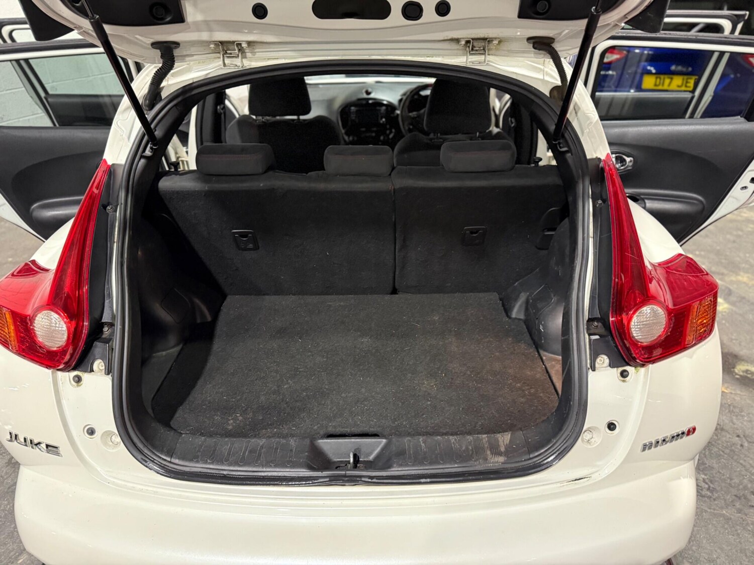 Used Nissan Juke 2013 for sale - 76832647: Photo 32