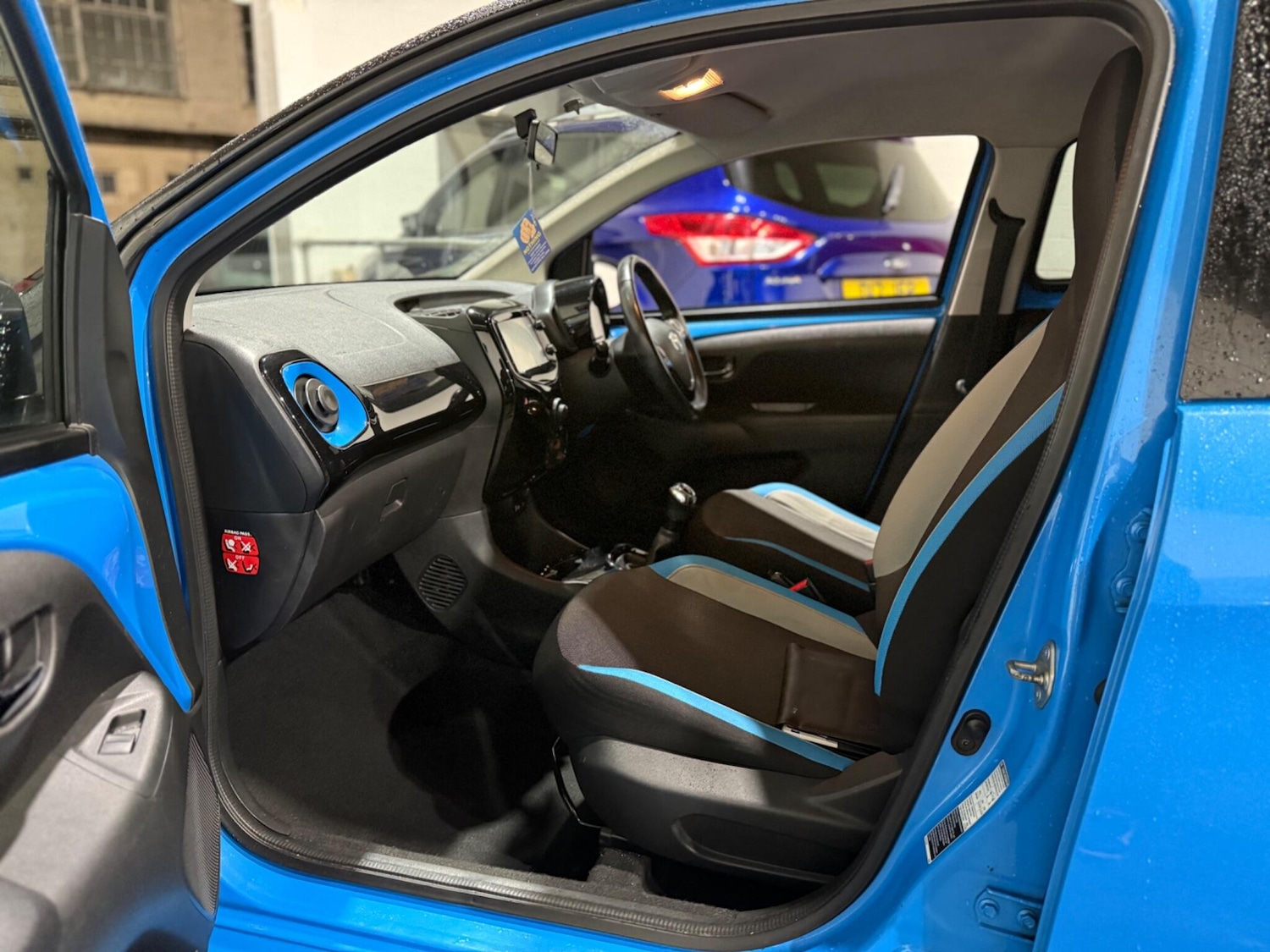 Used Toyota AYGO 2016 for sale - 76735195: Photo 24