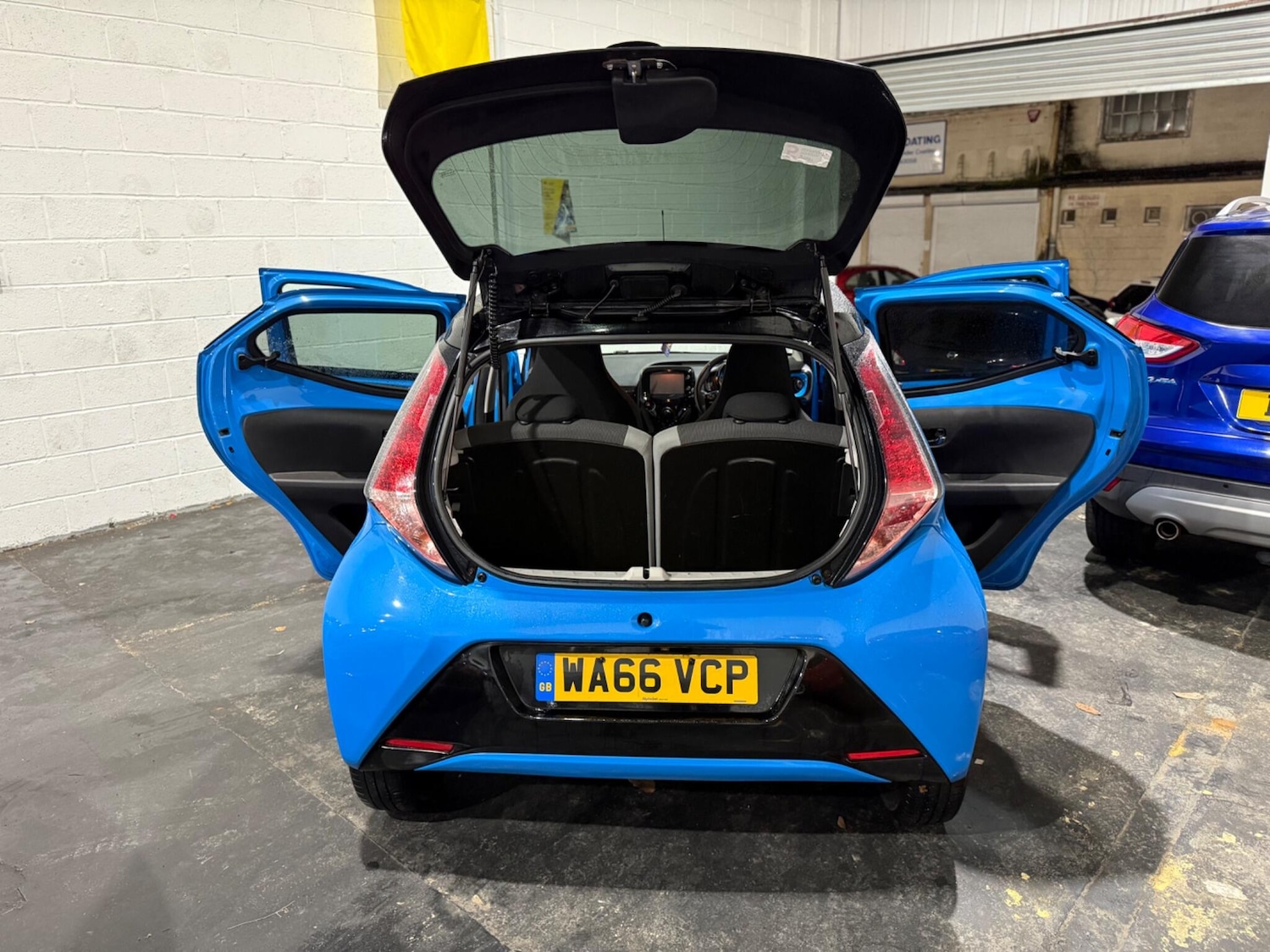 Used Toyota AYGO 2016 for sale - 76735195: Photo 32